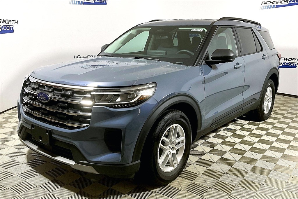 2026 Ford Explorer's photo