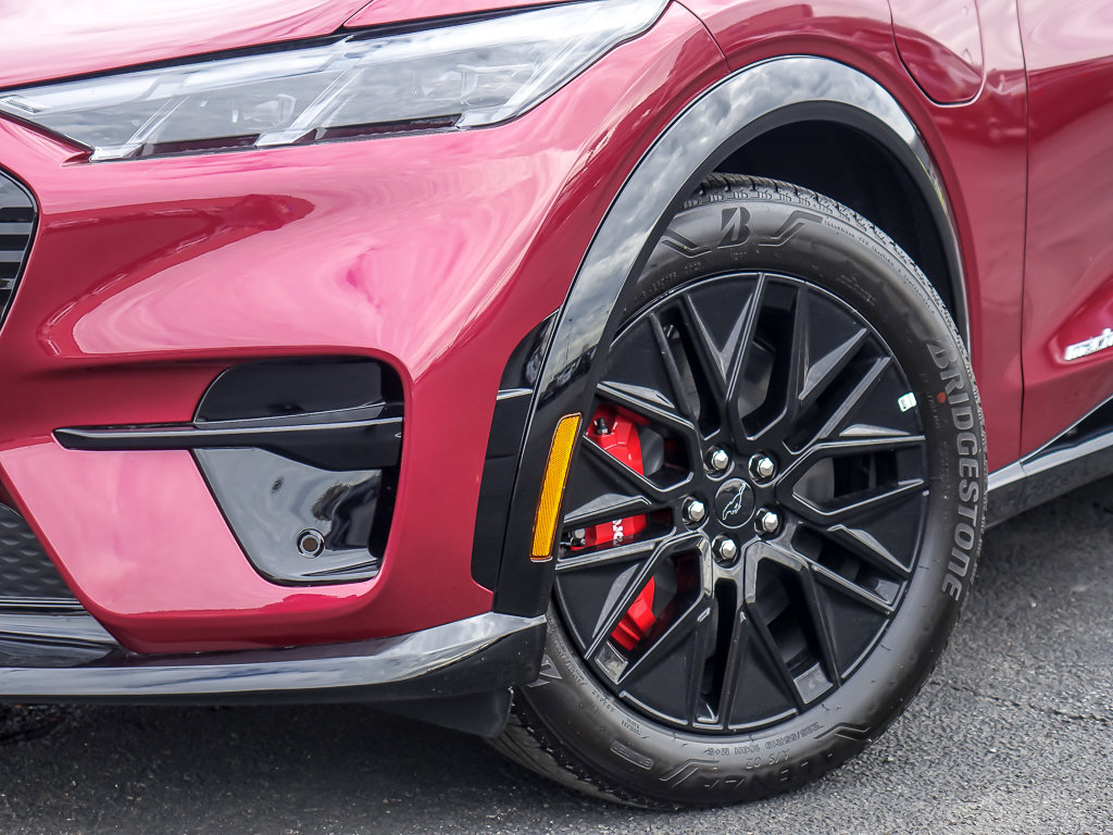 2025 FORD MUSTANG MACH-E - Image 3