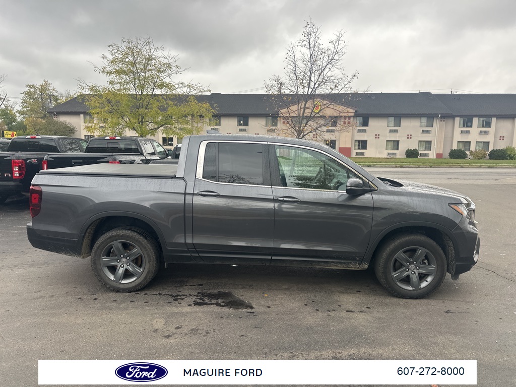 2023 Honda Ridgeline RTL photo 2