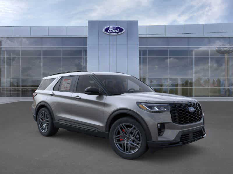 2025 Ford Explorer ST photo 2