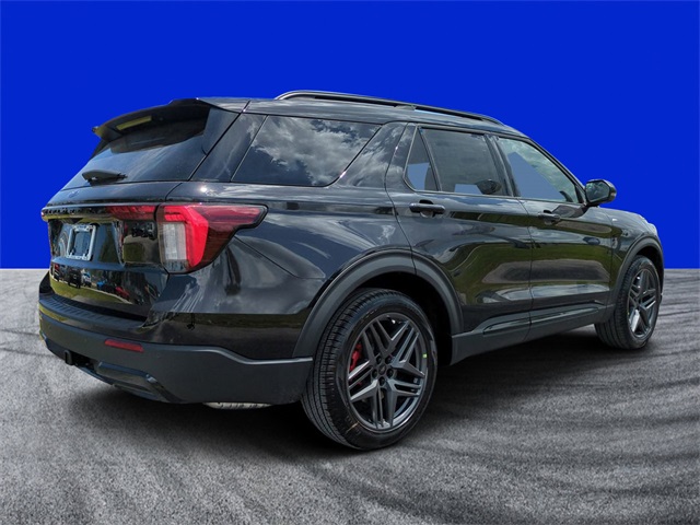 2025 Ford Explorer ST-Line photo 2