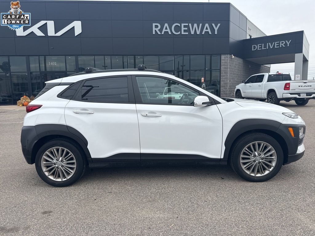 2021 Hyundai Kona SEL Plus's photo