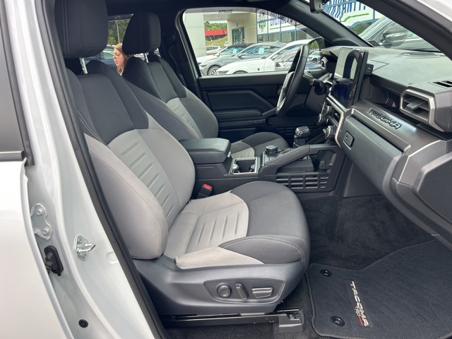 2024 Toyota Tacoma TRD Sport photo 15