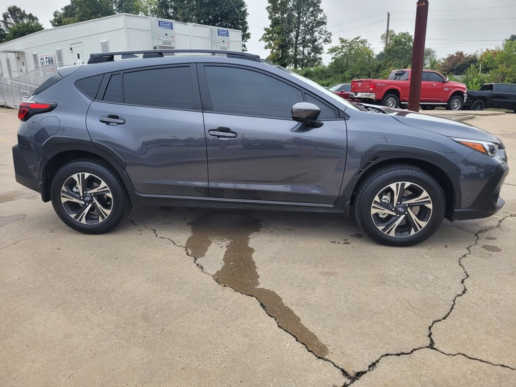 2025 Subaru Crosstrek Premium photo 5