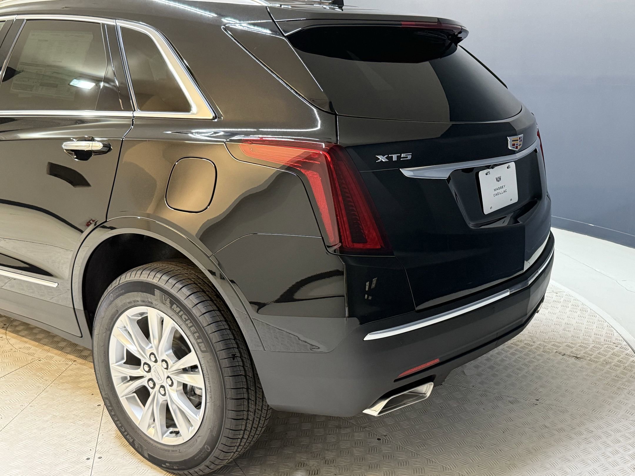 2025 Cadillac XT5 Luxury photo 21