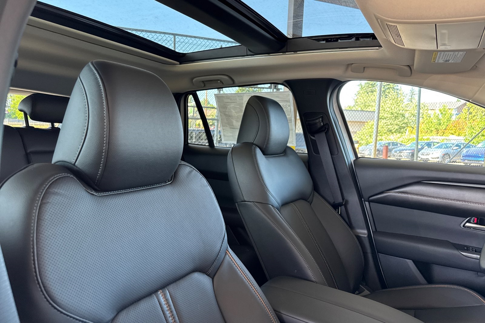 2025 Mazda CX-50 Premium Plus photo 15