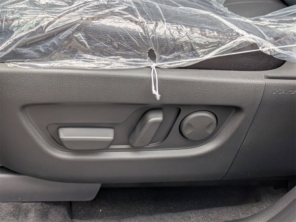 2025 Mazda CX-90 3.3 Turbo Preferred photo 13