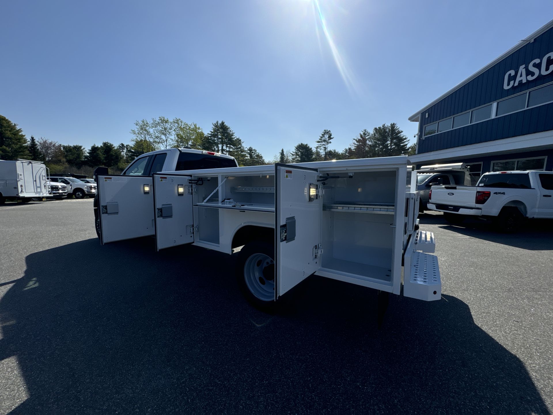 2025 Ford F-450 XL photo 3