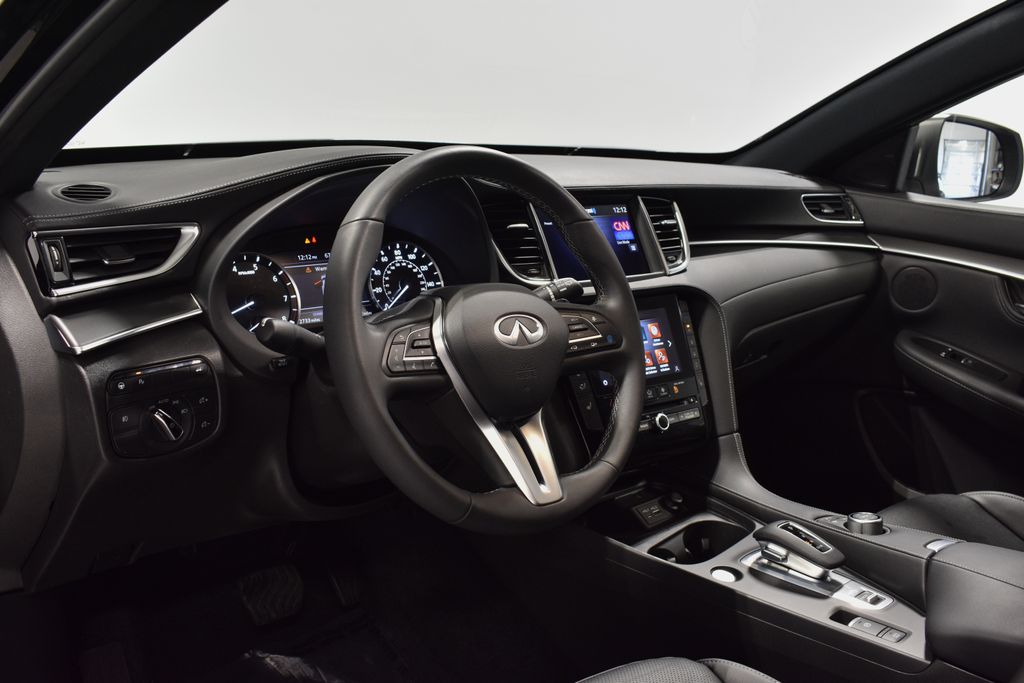 2025 Infiniti QX55 Luxe photo 10