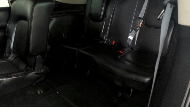 Used 2023  Nissan SL image 25