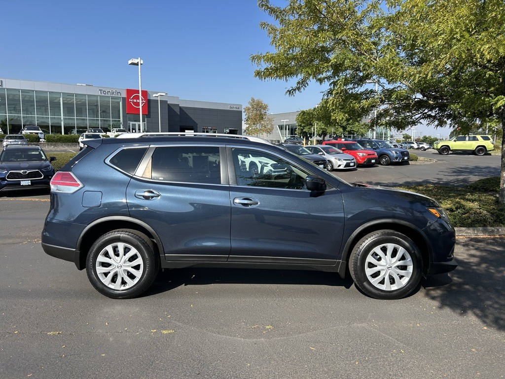 2016 Nissan Rogue S photo 4