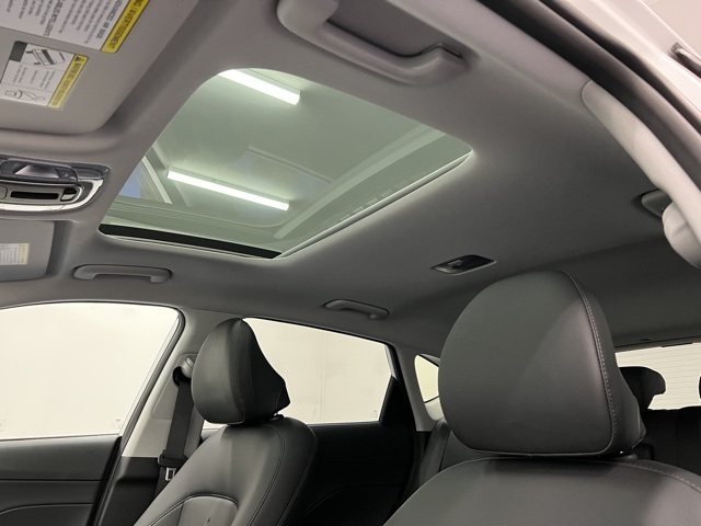 Used 2025 Hyundai Kona EV Limited with VIN KM8HE3A66SU026294 for sale in Buffalo, NY