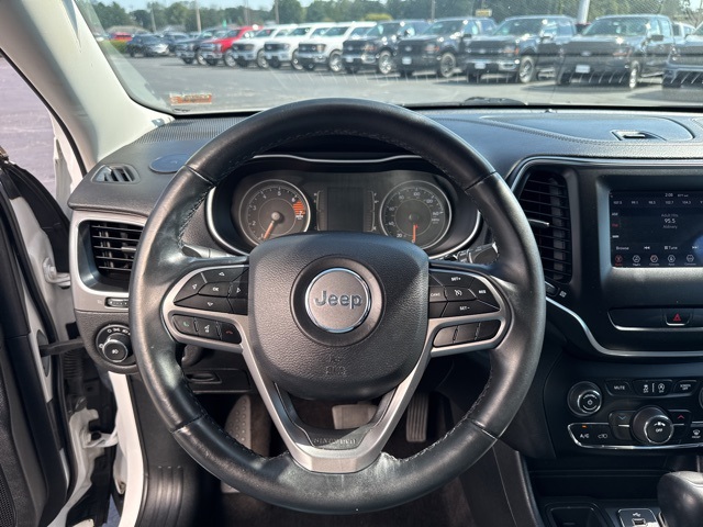 2019 Jeep Cherokee Latitude photo 12
