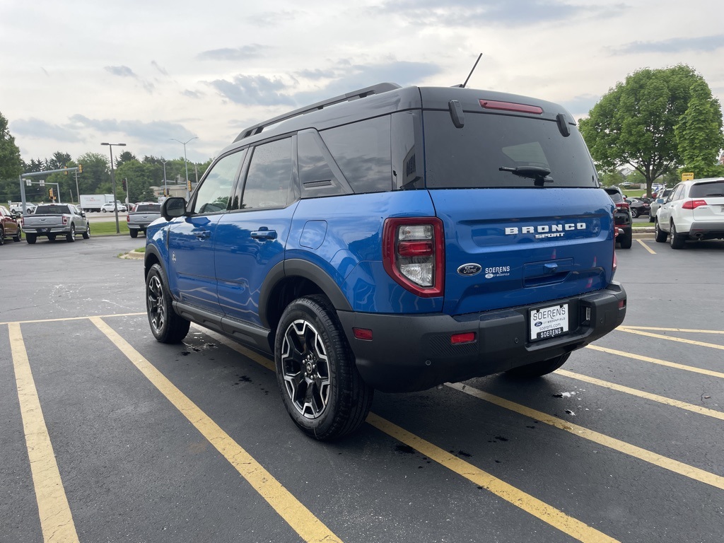 2025 Ford Bronco Sport Outer Banks photo 6