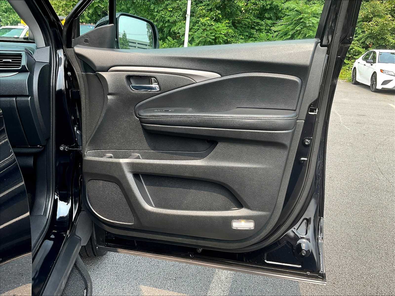 2022 Honda Ridgeline RTL-E photo 9