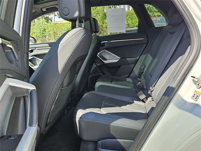 2023 Audi Q3 Premium S line photo 3