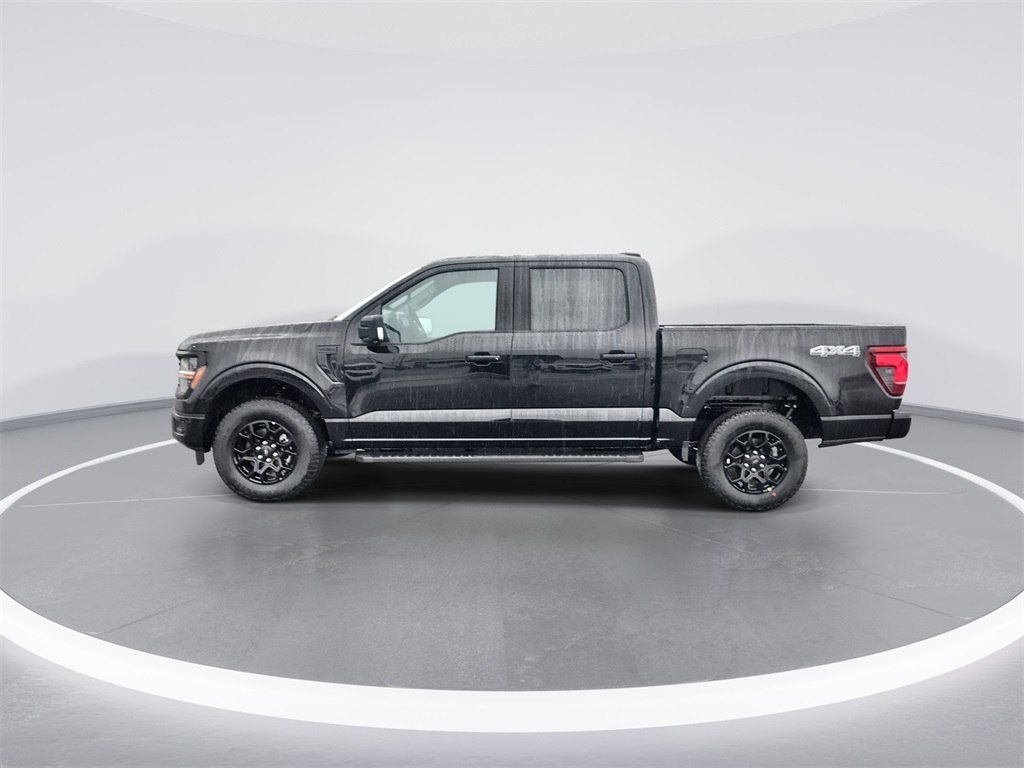 2025 Ford F-150 XLT photo 2