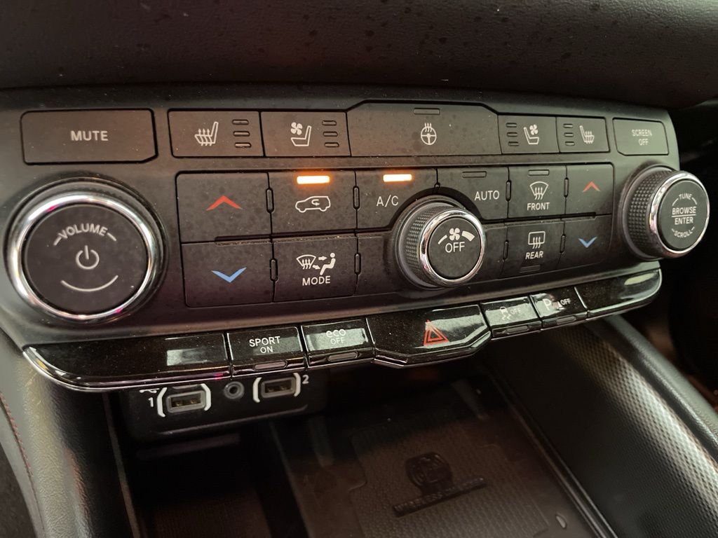2023 Dodge Durango R/T Plus photo 33