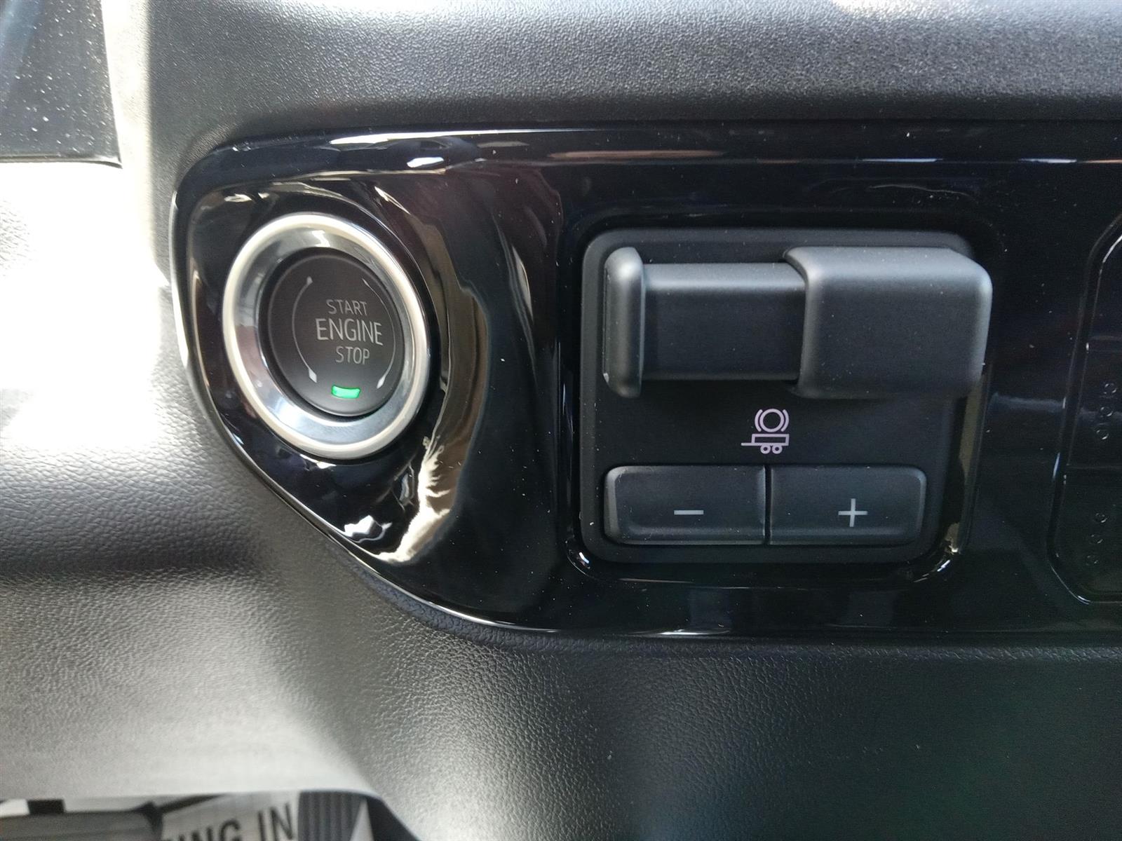 2025 Chevrolet Silverado 1500 High Country photo 21
