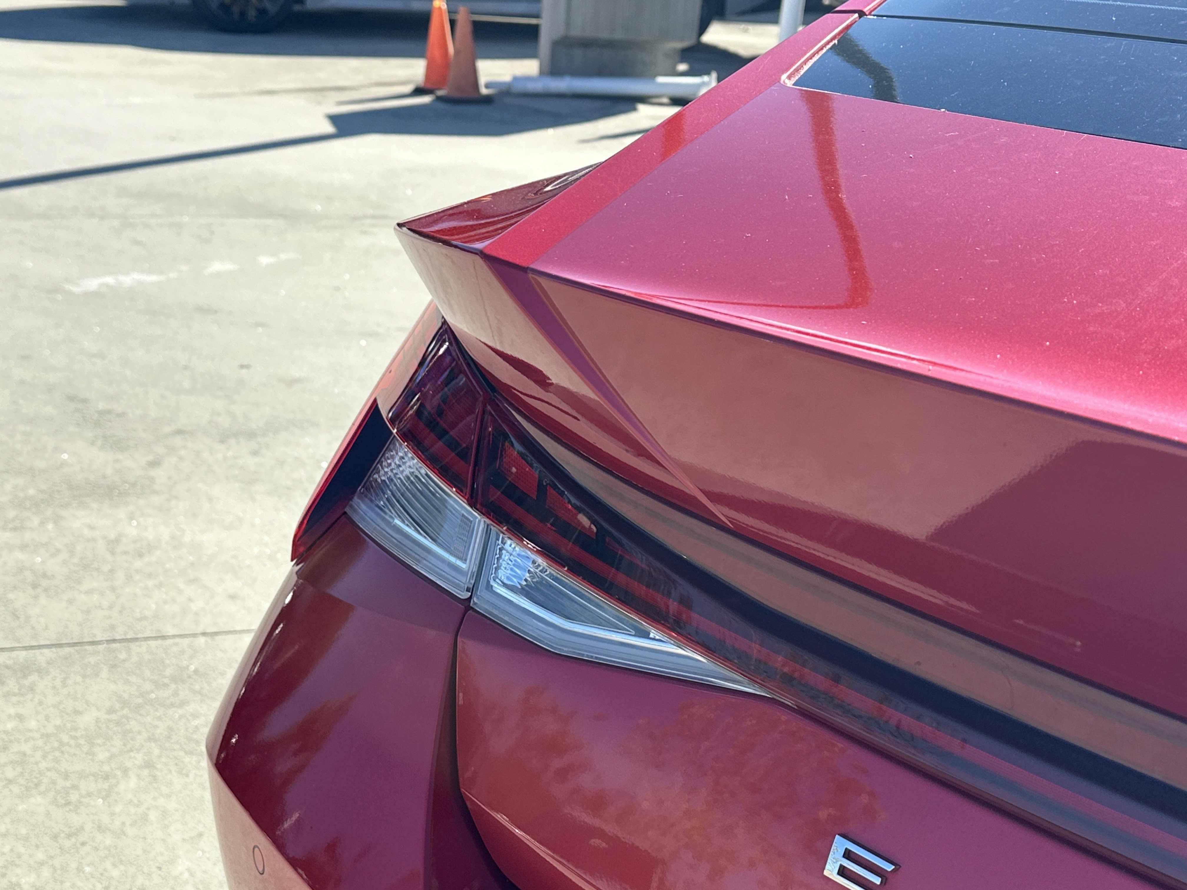 2021 Hyundai Elantra Limited photo 2