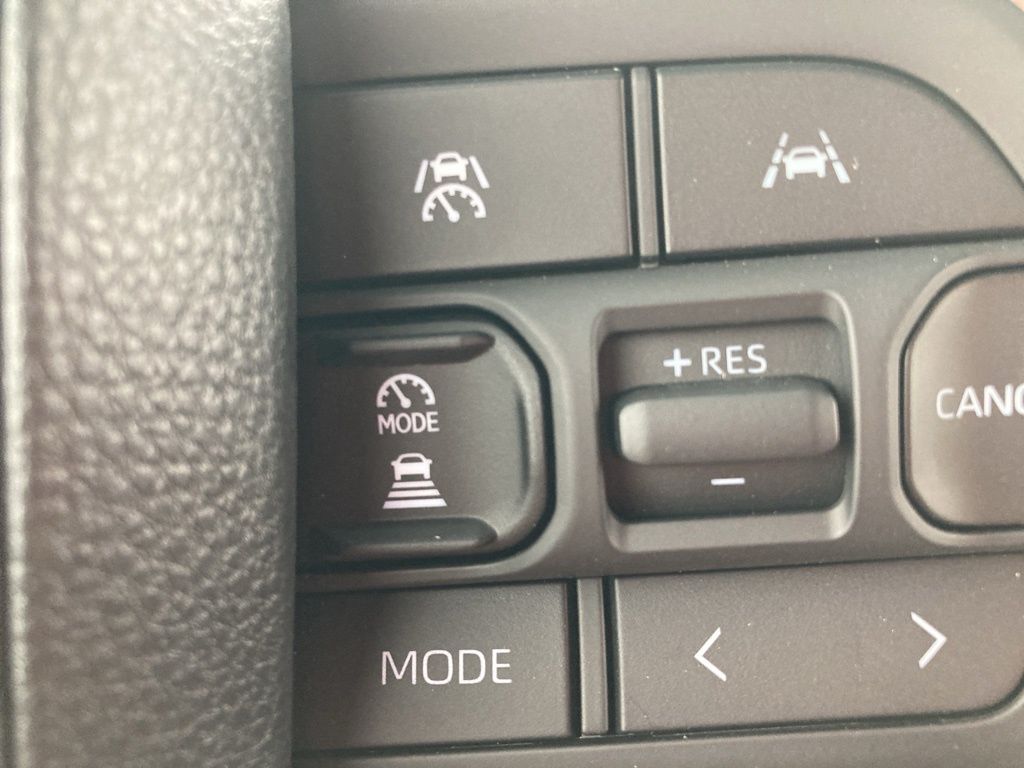 2025 Toyota Tacoma photo 17