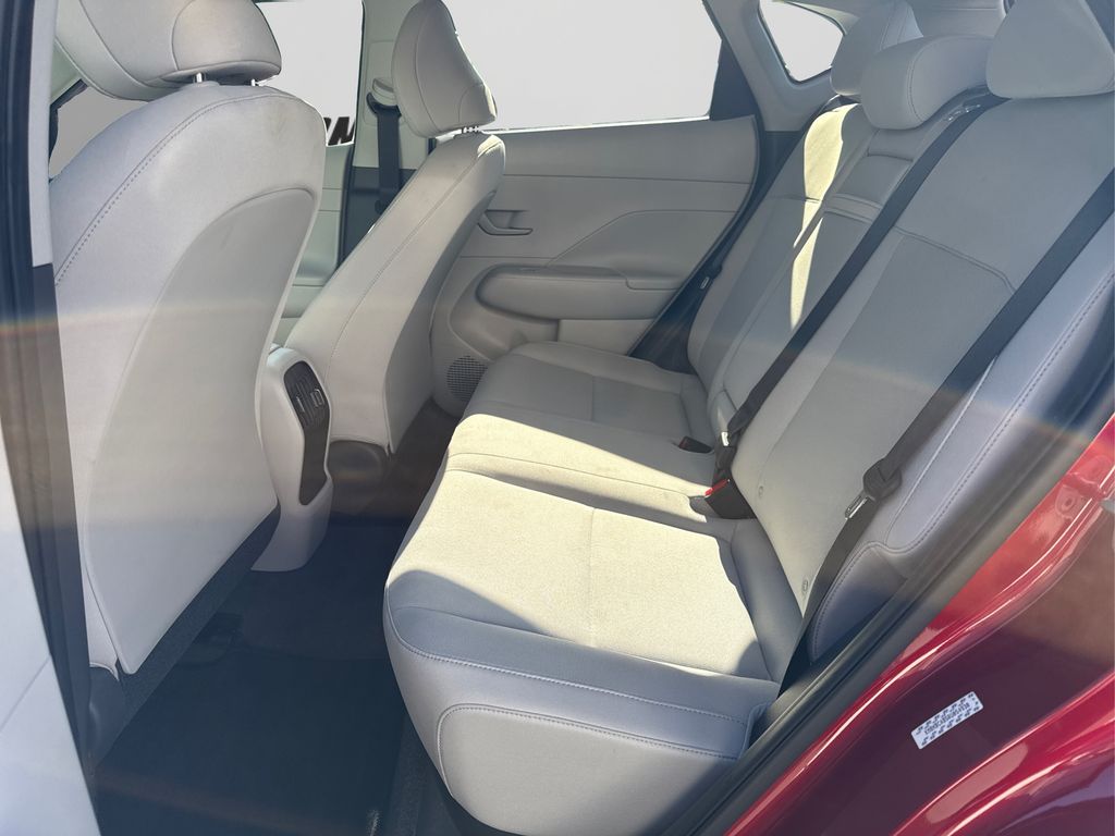 2024 Hyundai Kona SEL photo 10