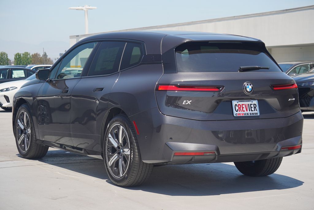 2026 Bmw iX photo 4