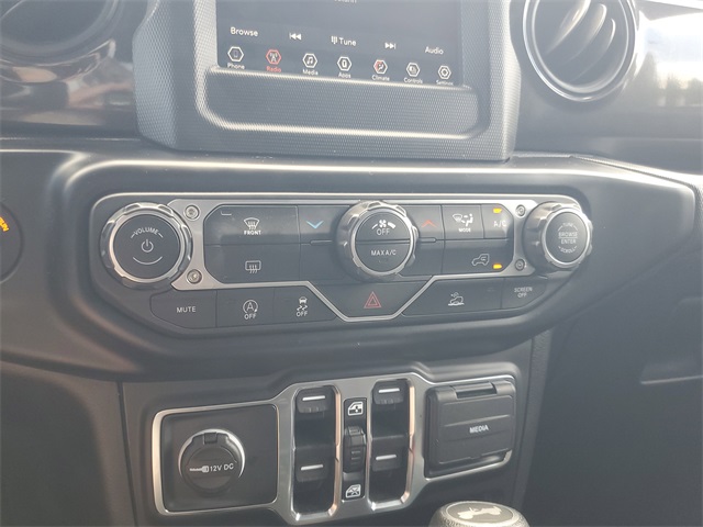 2022 Jeep Wrangler Unlimited Sport Altitude photo 19
