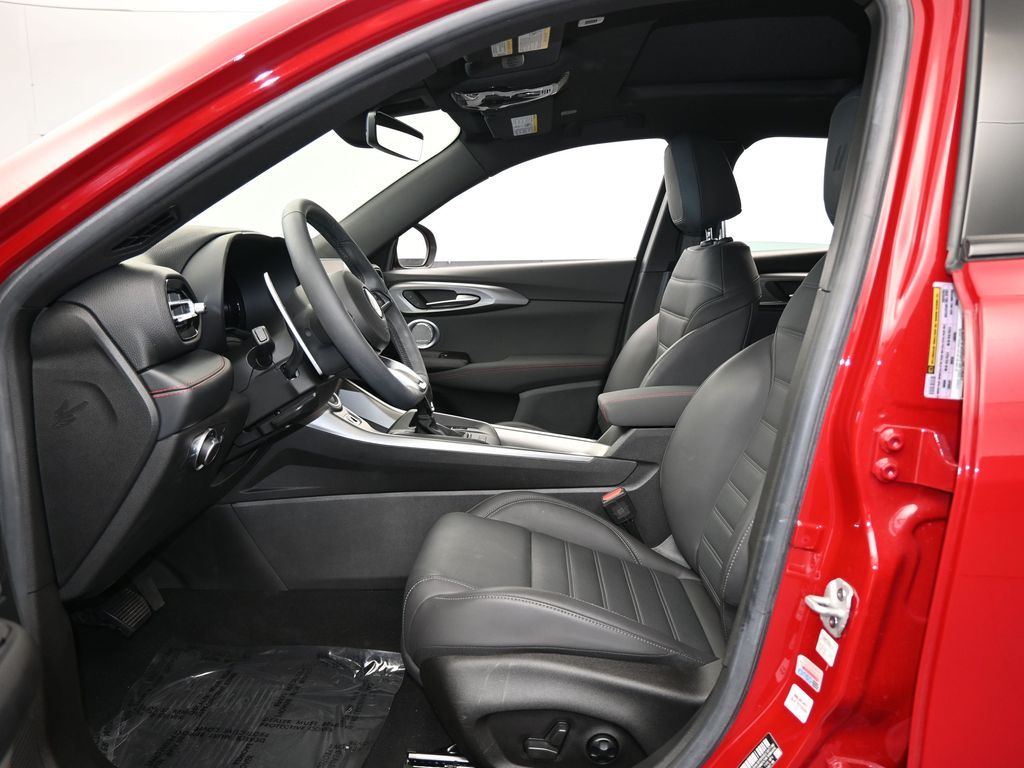 2024 Dodge Hornet R/T Plus's photo