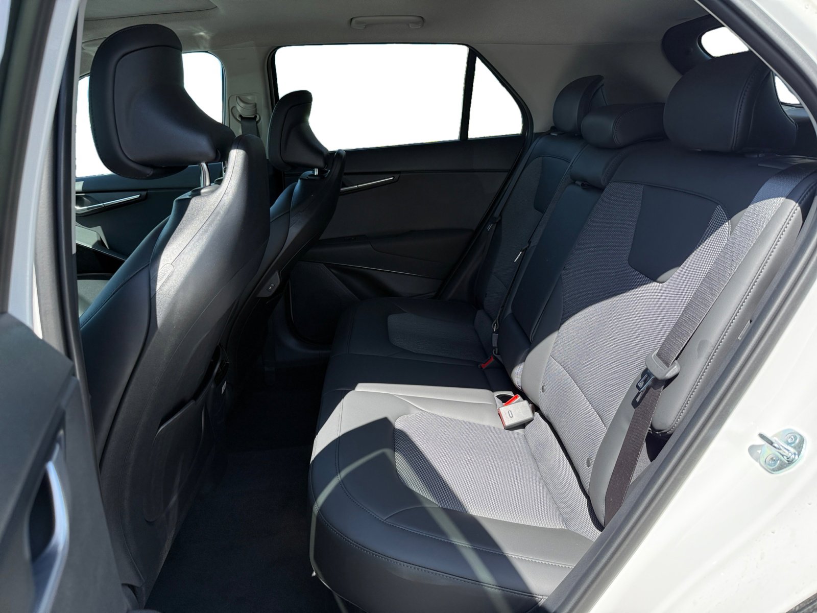 2025 Kia Niro EX Touring photo 14