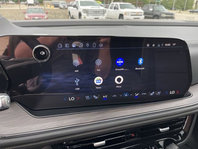 2025 Chevrolet Tahoe Premier photo 11