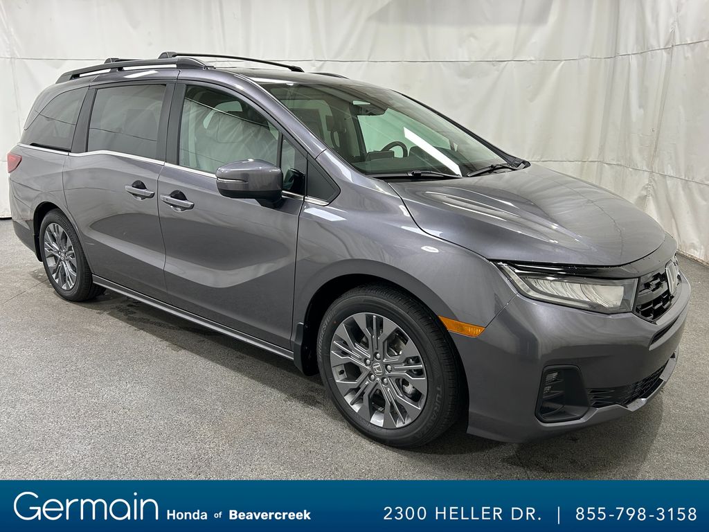 2026 Honda Odyssey Touring's photo