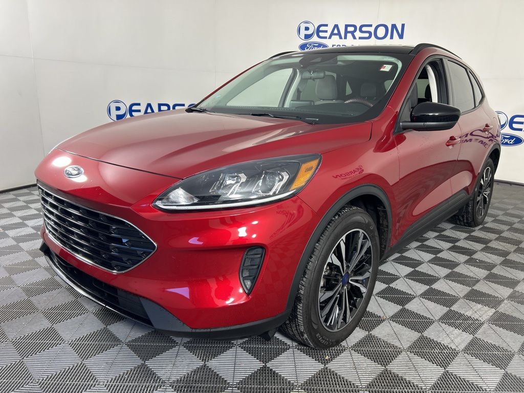 2022 Ford Escape SE's photo