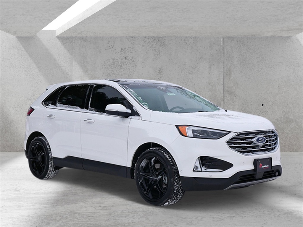 2020 Ford Edge Titanium's photo