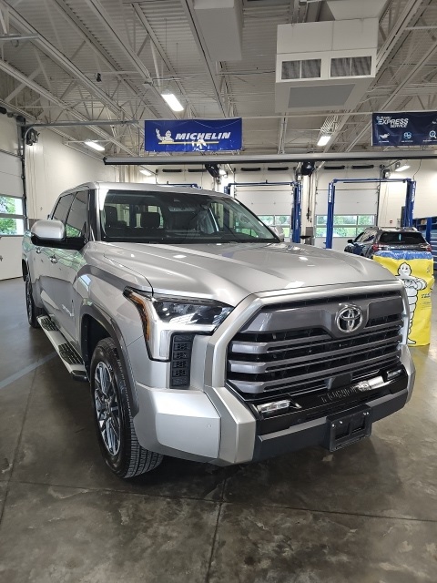 2022 Toyota Tundra Limited photo 4