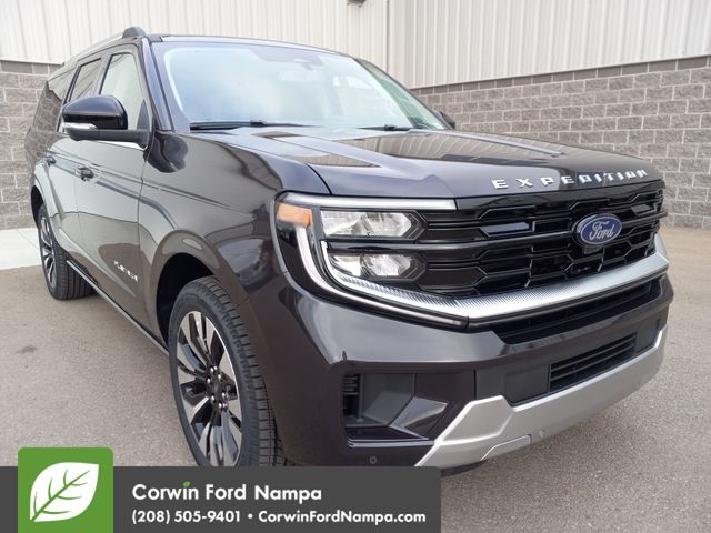 2025 Ford Expedition Platinum's photo