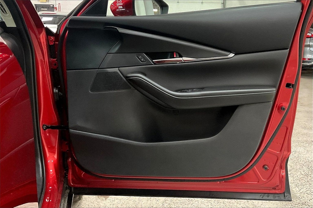 2025 MAZDA CX-30 - Image 23