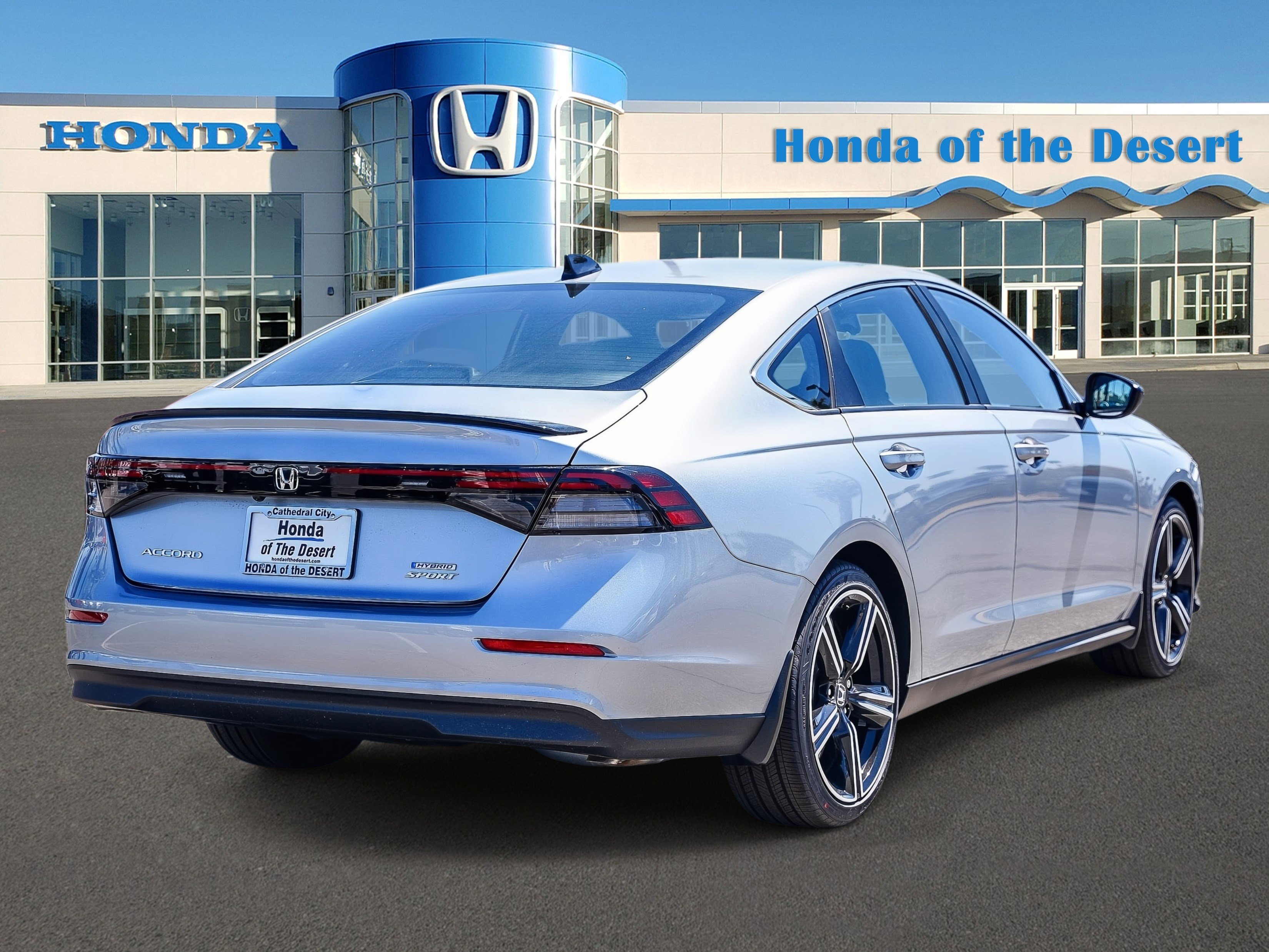 2025 Honda Accord Hybrid Sport photo 2