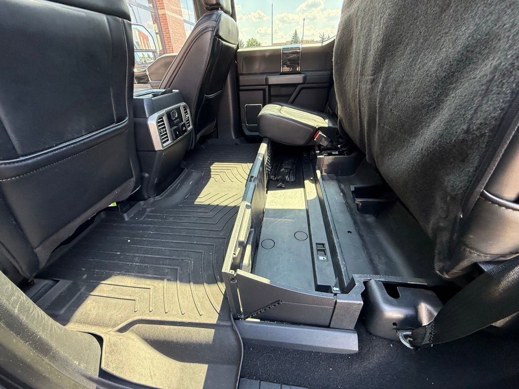 2020 Ford F-450 Platinum photo 9