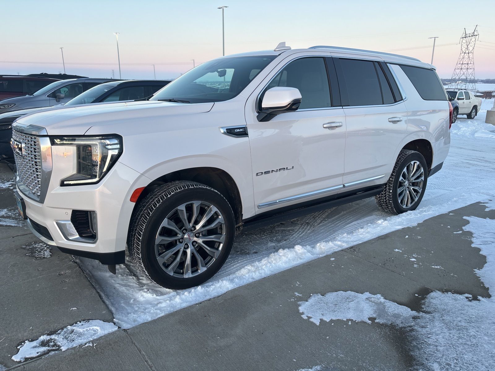 2022 GMC Yukon Denali's photo