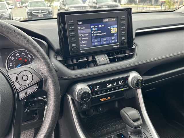 2022 Toyota RAV4 Hybrid LE photo 17