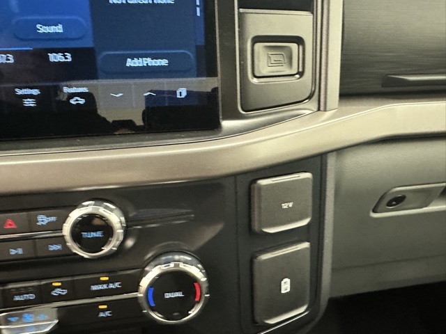 2025 Ford F-150 XLT photo 22