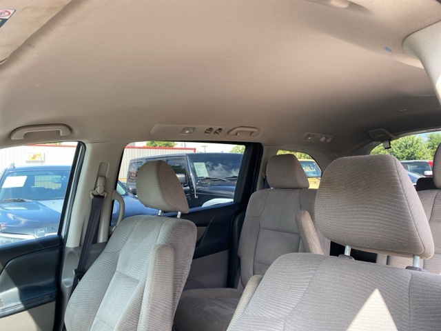 2011 Honda Odyssey LX photo 11