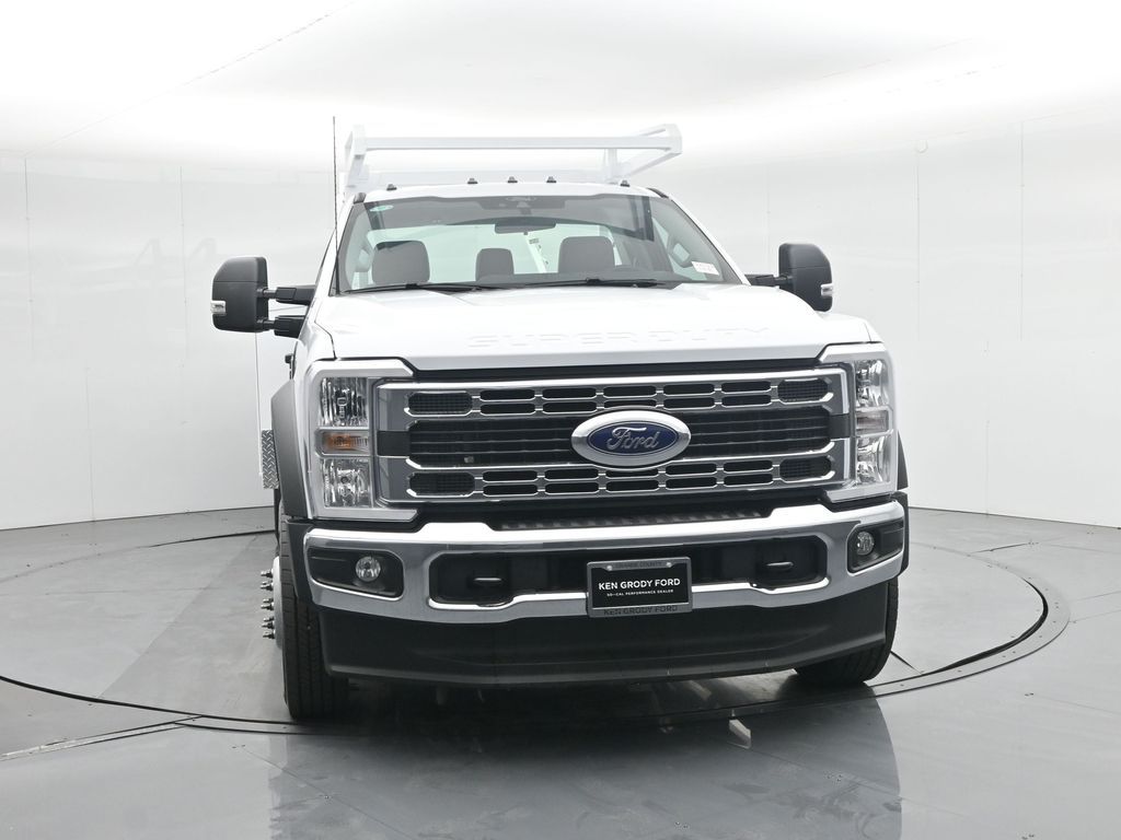 2025 Ford F-450 photo 53
