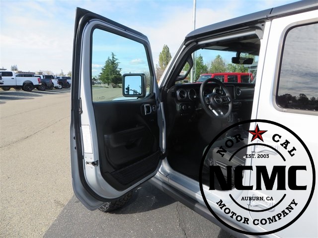 2023 Jeep Wrangler Rubicon 4xe photo 19
