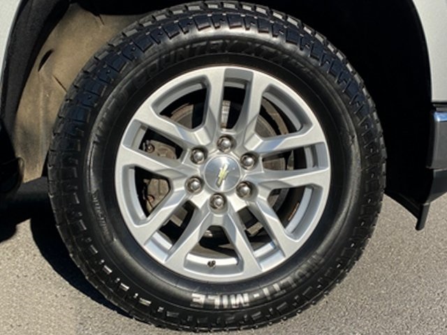 2019 Chevrolet Silverado 1500 LT photo 22
