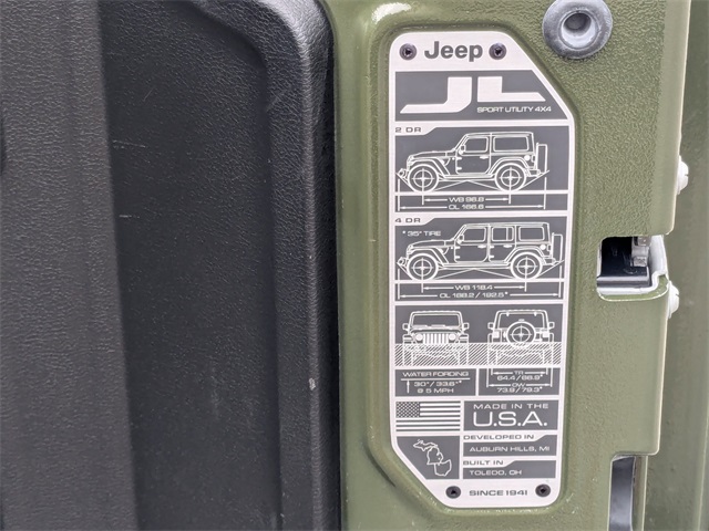 2022 Jeep Wrangler Willys photo 13