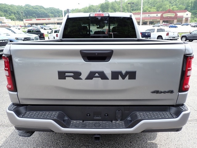 2025 Ram 1500 Tradesman photo 3