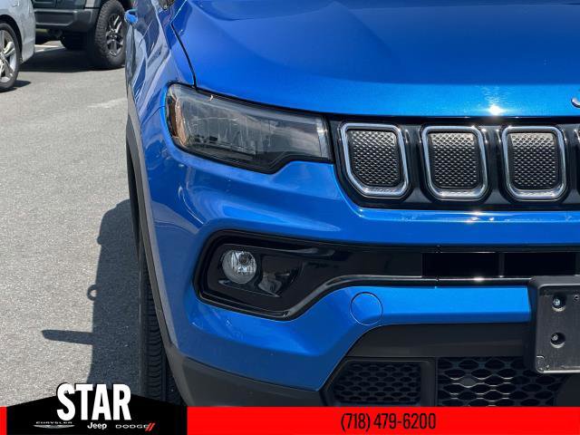 2022 Jeep Compass Limited photo 9