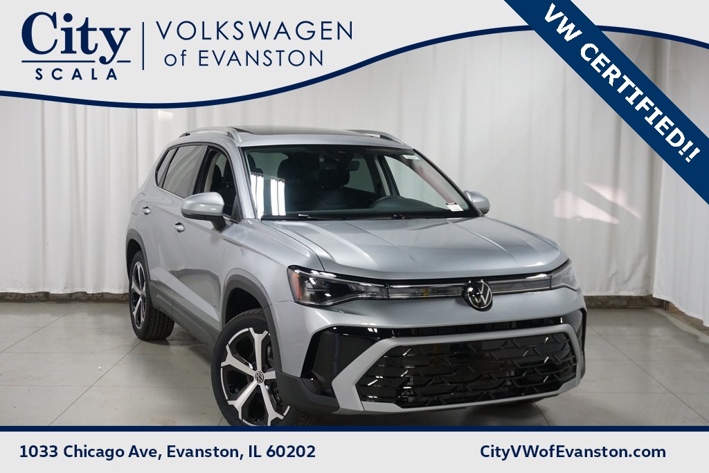 2025 Volkswagen Taos SEL's photo